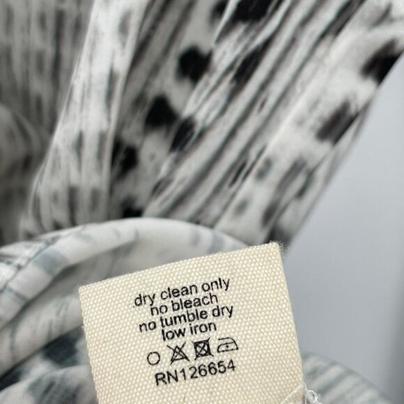 L’Agence x Intermix Blouse Long Sleeve Silky V-Neck Mixed Print Black Ivory | 0 - Picture 8 of 10